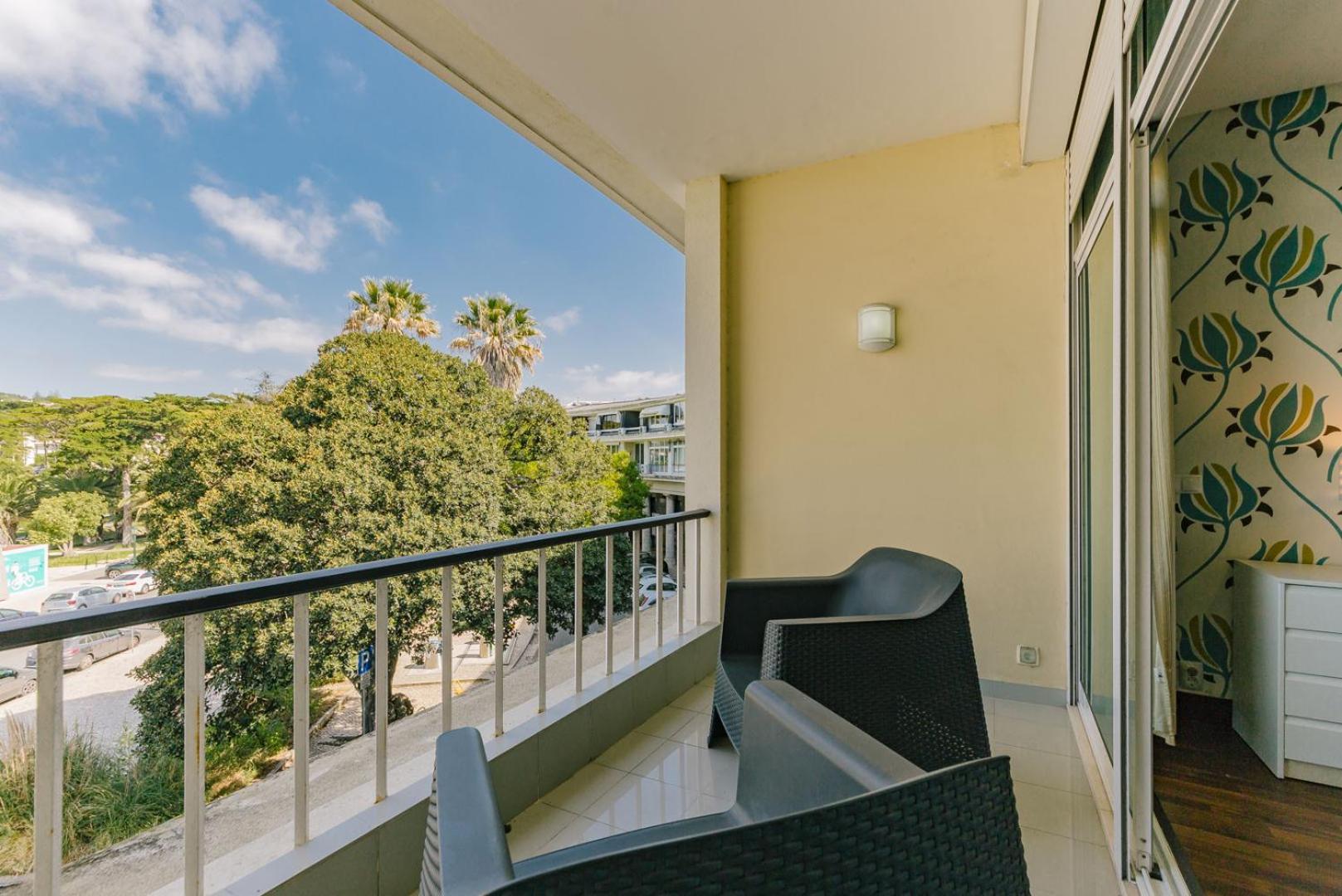 Rent4Rest Estoril Beachfront Apartments Dış mekan fotoğraf